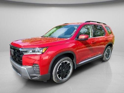 Radiant Red Metallic II 2026 Honda Pilot Touring 8-Passenger