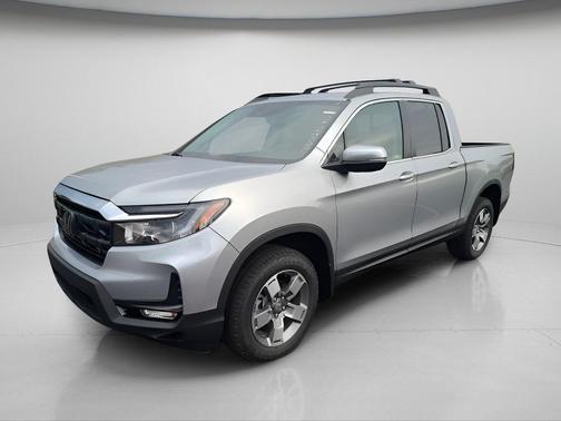 Solar Silver Metallic 2026 Honda Ridgeline RTL