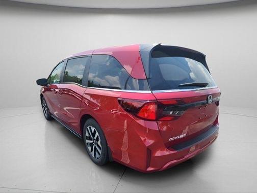 Radiant Red Metallic II 2026 Honda Odyssey EX-L