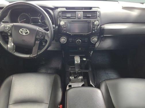 Midnight Black Metallic 2018 Toyota 4Runner SR5