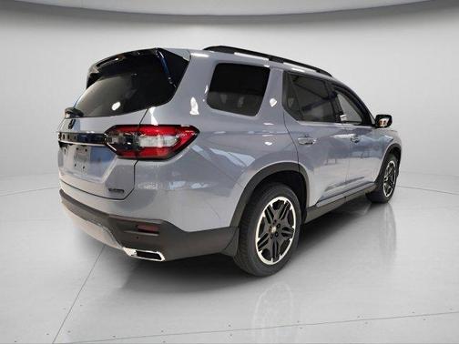 2026 Honda Pilot Touring 8-Passenger