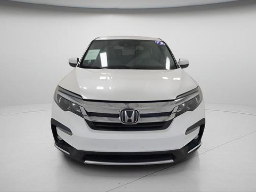 White Diamond Pearl 2019 Honda Pilot EX-L