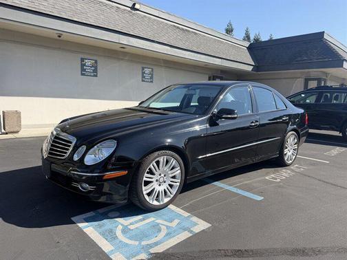 Black 2008 Mercedes-Benz E-Class E-350! Premium! Clean Title!