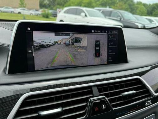 2020 BMW 750 i xDrive