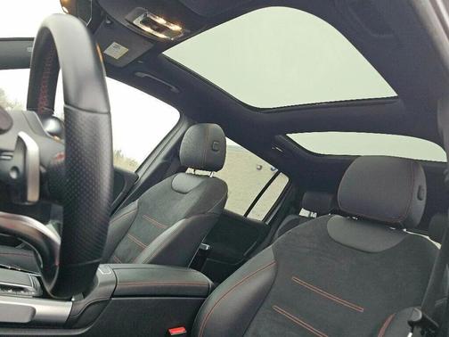 2022 Mercedes-Benz EQB 350 4MATIC