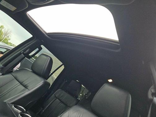 2016 Lincoln Navigator Select