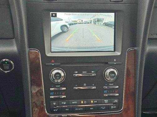 2016 Lincoln Navigator Select