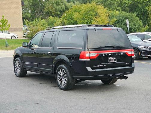 2016 Lincoln Navigator Select