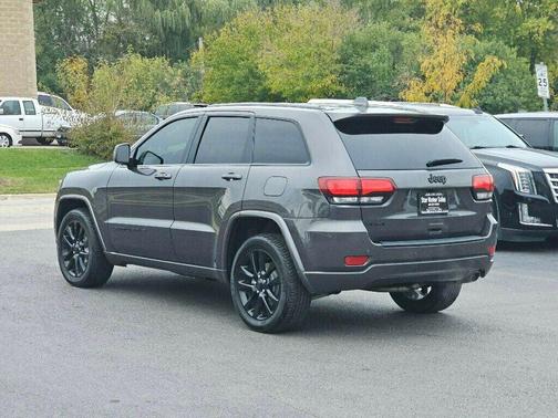 2018 Jeep Grand Cherokee Altitude