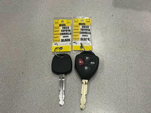 Jet Black 2023 Toyota Corolla Cross L