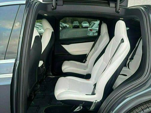 2020 Tesla Model X Long Range Plus Dual Motor All-Wheel Drive