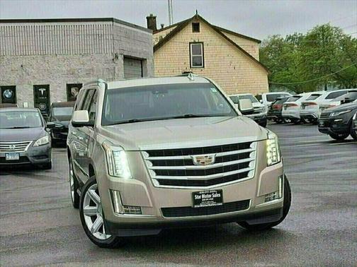 2016 Cadillac Escalade ESV Luxury