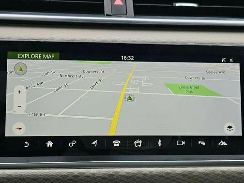 Fuji White 2018 Land Rover Range Rover Velar P250 S R-Dynamic