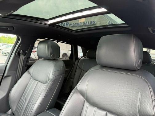 Daytona Gray Pearl Effect 2019 Audi e-tron Premium Plus