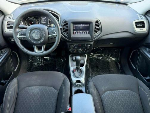 White Clearcoat 2021 Jeep Compass Freedom 4x4