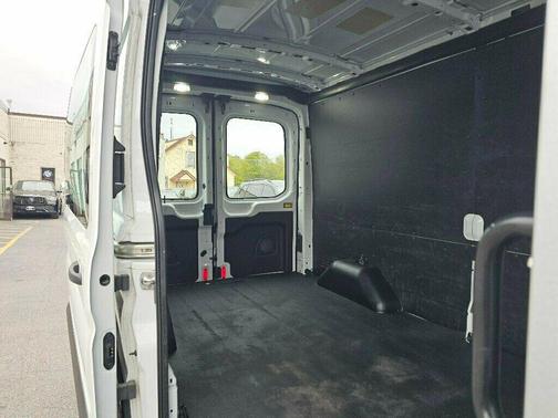 2020 Ford Transit-250 Base