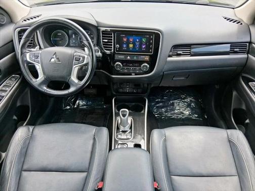 2018 Mitsubishi Outlander PHEV SEL