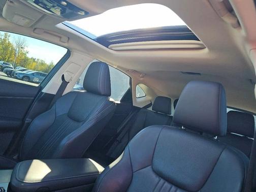 2022 Lexus NX 350h Premium