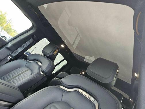 2023 Rivian R1S Adventure