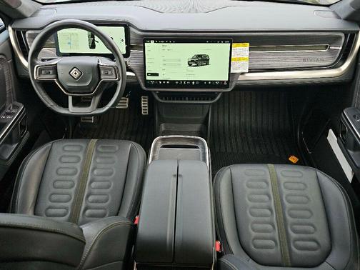 2023 Rivian R1S Adventure
