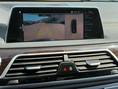 2021 BMW 740 xDrive