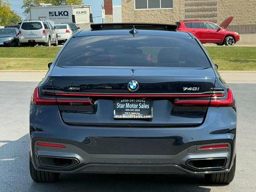 2021 BMW 740 xDrive