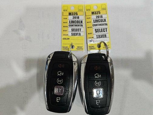 2018 Lincoln Continental Select AWD