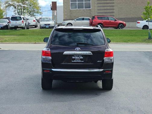 2013 Toyota Highlander SE