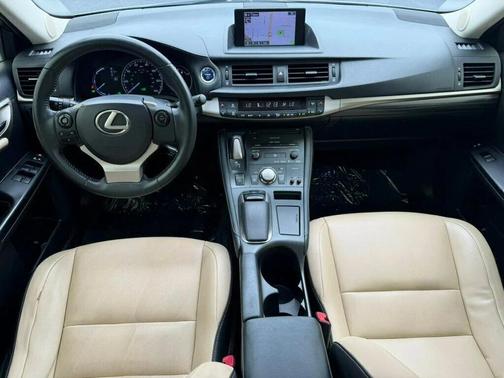 Silver Lining Metallic 2014 Lexus CT 200h Hybrid