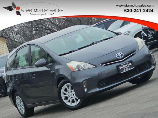 2013 Toyota Prius v Three