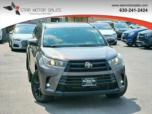 2019 Toyota Highlander SE
