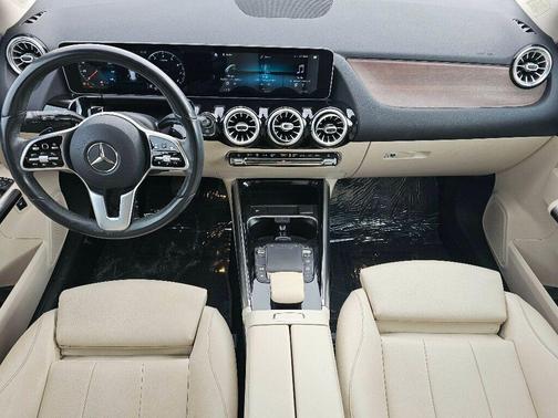 2021 Mercedes-Benz GLA 250 Base 4MATIC