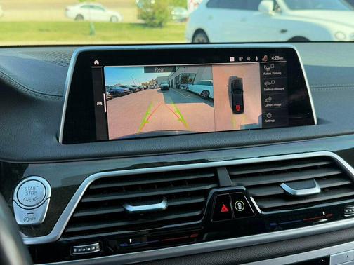 2020 BMW 740 xDrive