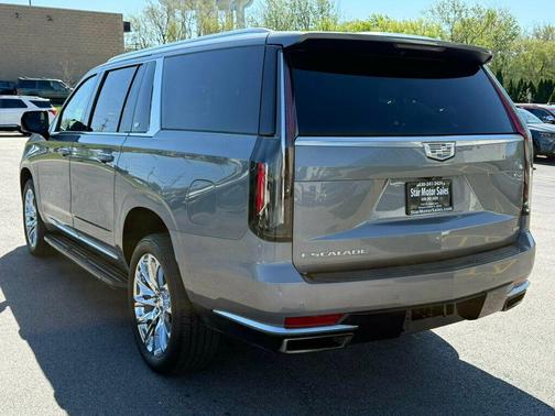 Satin Steel Metallic 2021 Cadillac Escalade ESV Premium Luxury