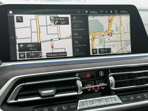 Black Sapphire Metallic 2021 BMW X7 M50i