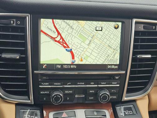 2013 Porsche Panamera 4 Platinum Edition