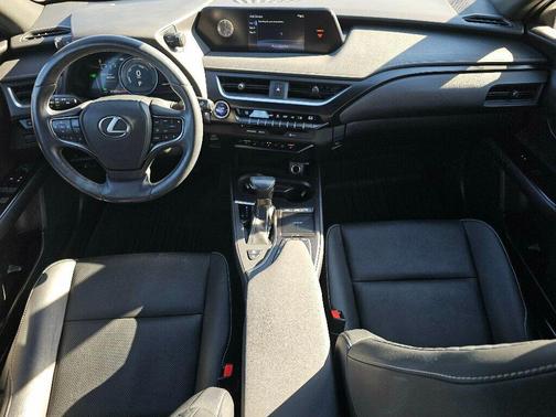 2019 Lexus UX 250h Base