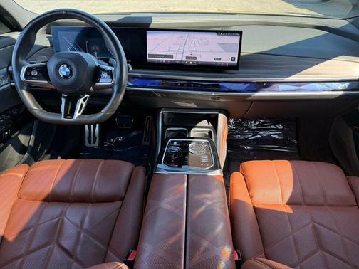2023 BMW 760 i xDrive