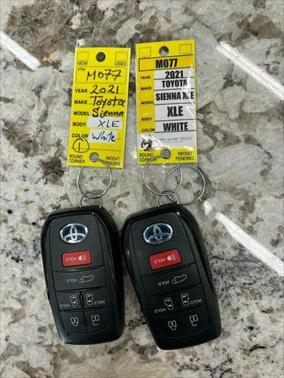 2021 Toyota Sienna XLE 7 Passenger