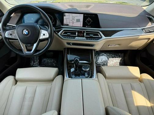 2019 BMW X7 xDrive40i