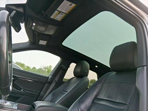 2020 Land Rover Range Rover Evoque SE