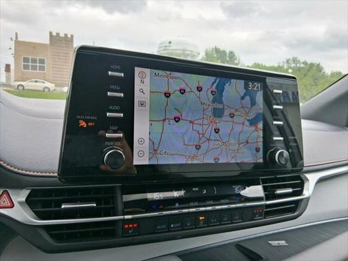 2021 Toyota Sienna XSE 7 Passenger