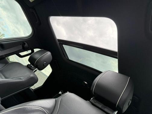 2020 Land Rover Discovery HSE