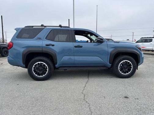 2025 Toyota 4Runner TRD Off Road