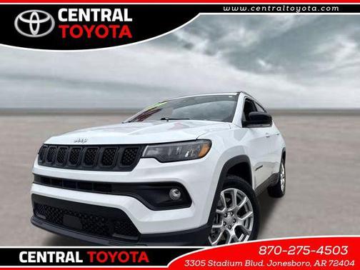 2023 Jeep Compass Latitude Lux