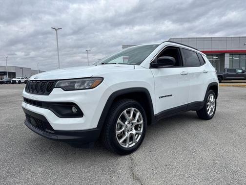 2023 Jeep Compass Latitude Lux