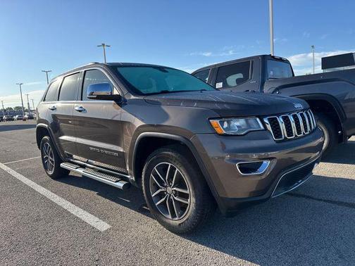 Walnut Brown Metallic Clearcoat 2018 Jeep Grand Cherokee Limited