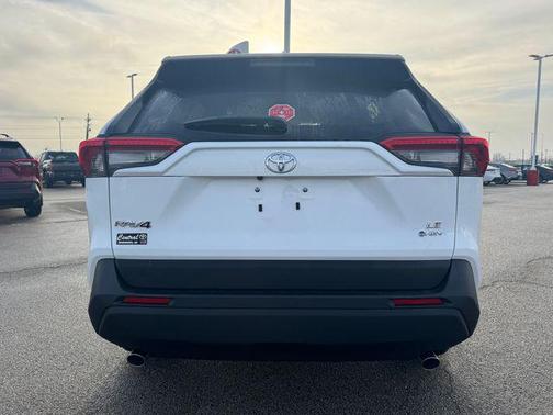 2025 Toyota RAV4 Hybrid LE