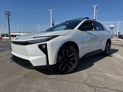 2026 Toyota bZ XLE Plus