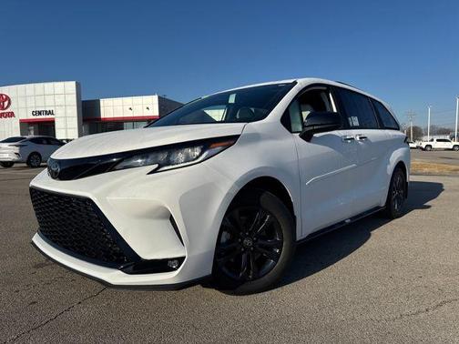 2026 Toyota Sienna XSE 7 Passenger